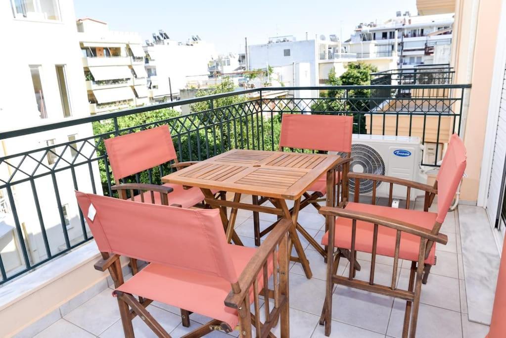 Aposperite Apartment Kalamata Bagian luar foto
